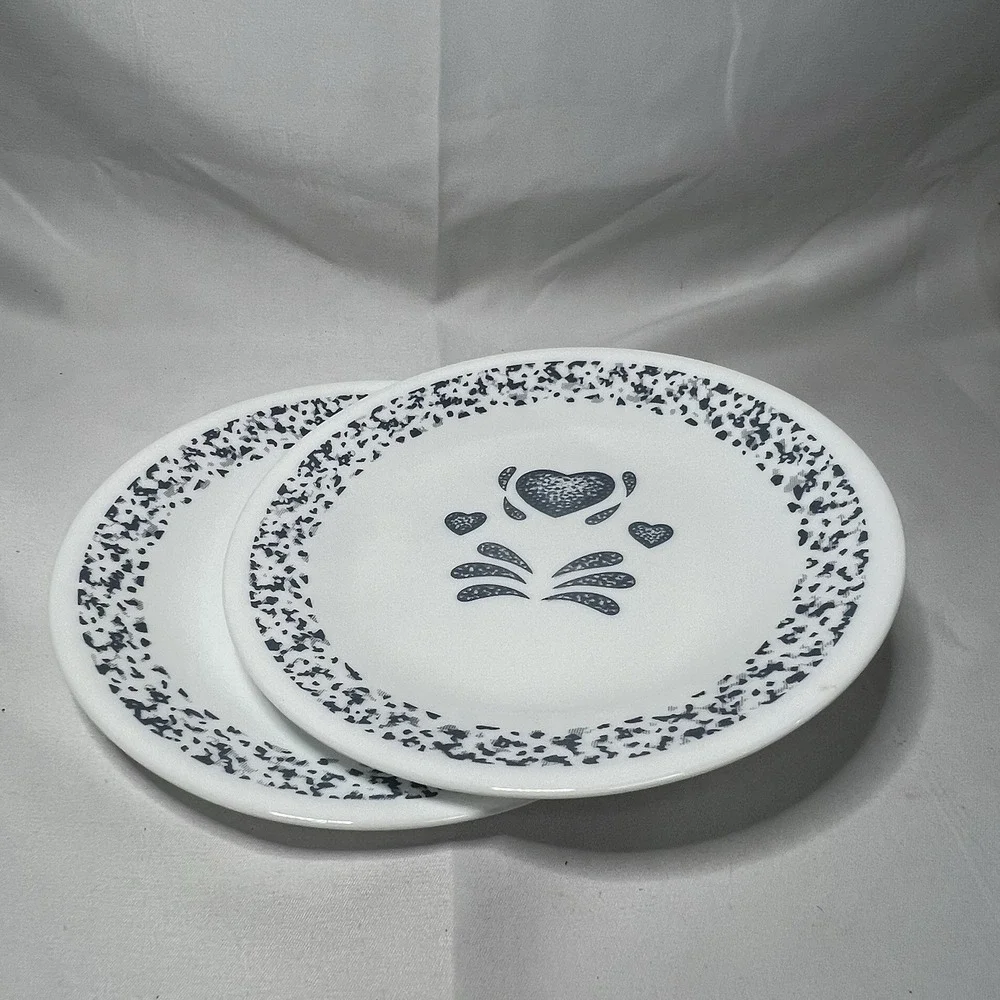 Set of 2 Corning Ware Corelle BLUE HEARTS 6'' Dinner Plates Saucer‎ Vintage